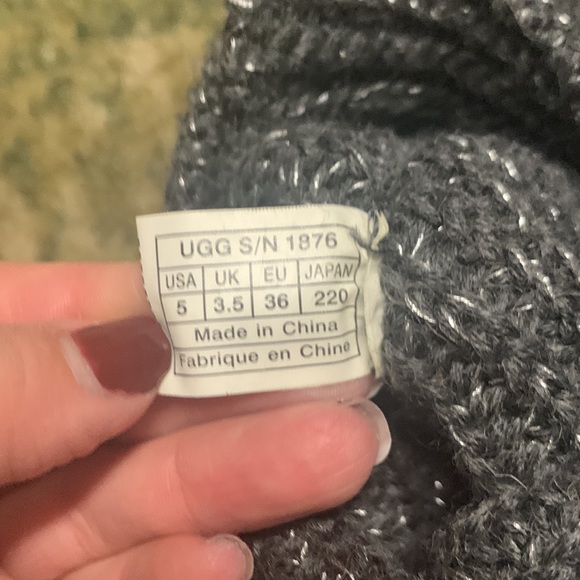 UGG sweater boots grey with silver metallic thread - Picture 7 of 7